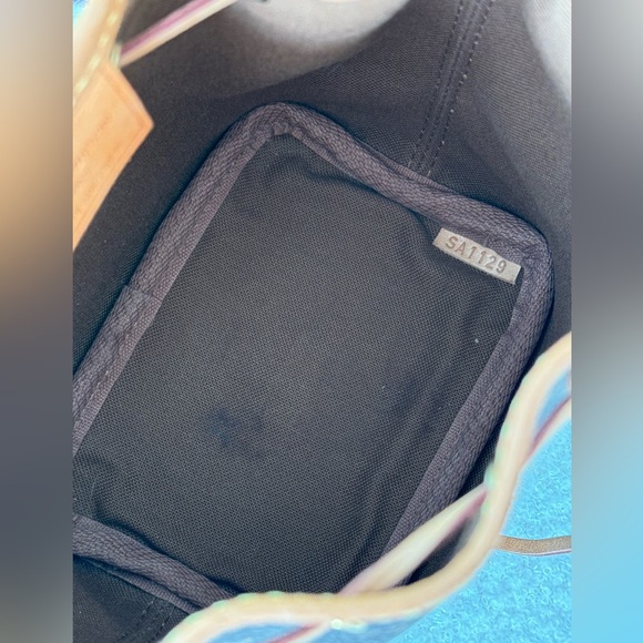 Nano Noe Louis Vuitton bag - Picture 7 of 11